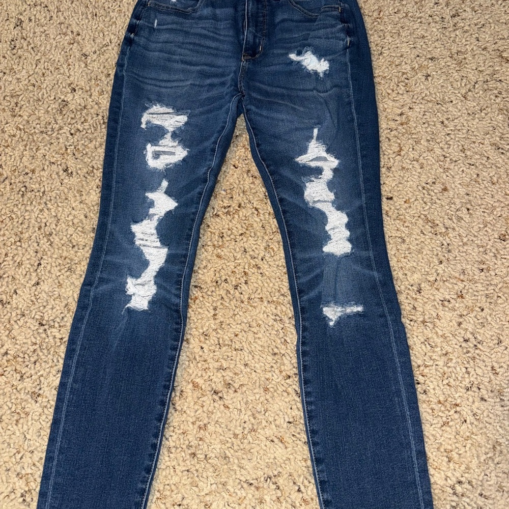 Women's American Eagle Distressed Blue Jeans
